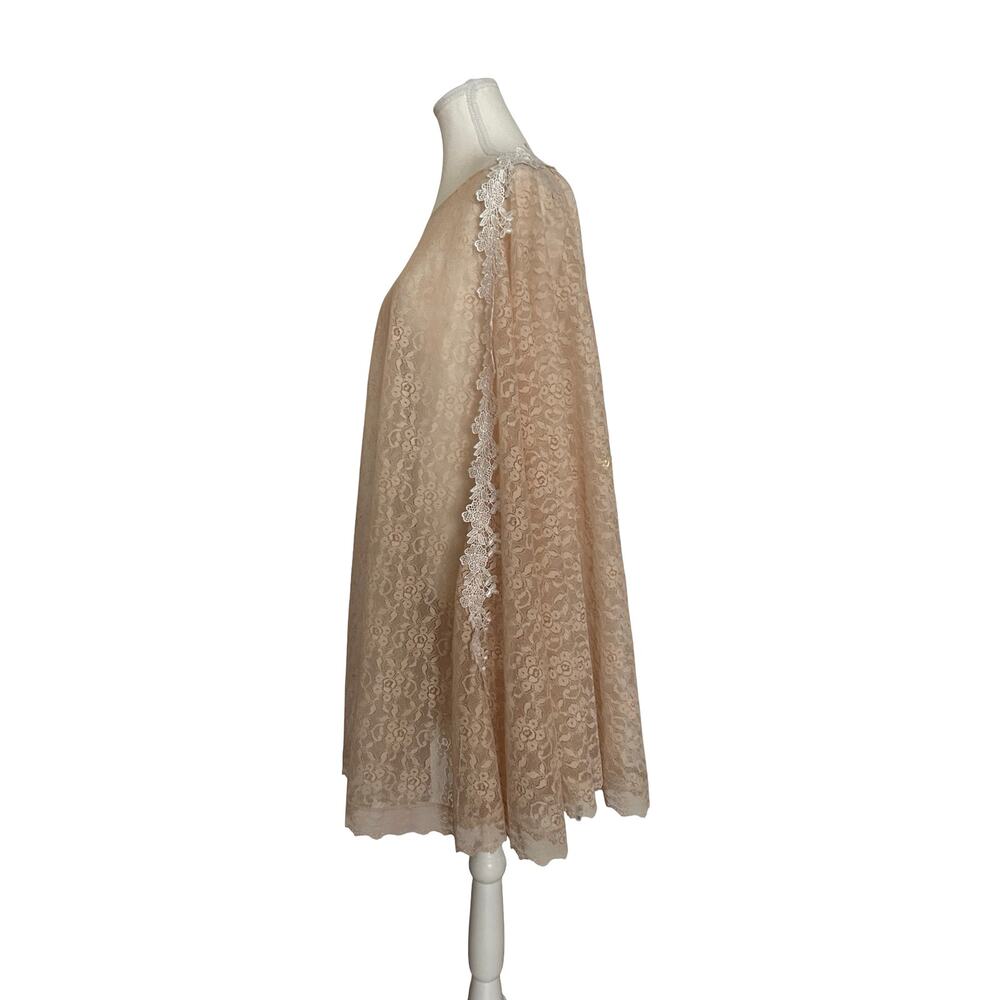 Handmade Lace Poncho from Vintage Lace - Picture 4 of 9